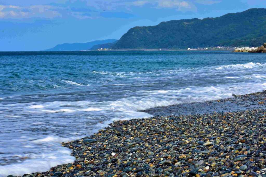 🌊 비취 해안 (히스이 카이간) 이미지 8